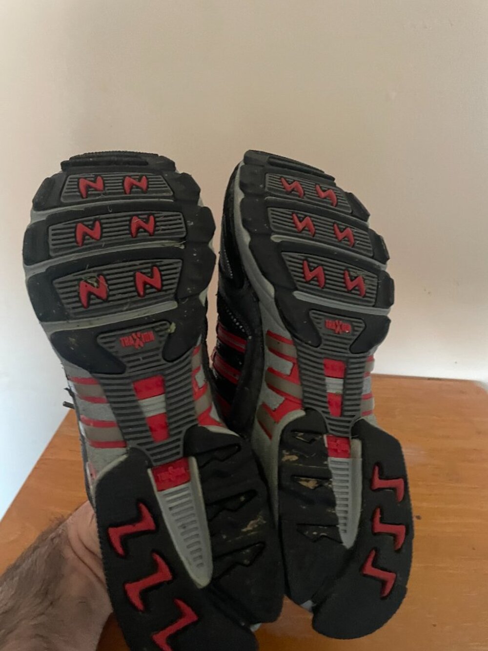 Adidas Kanadia TR2 Trail Hiking Sneakers. US size 11. Gray/Red/Black Barely Used - Picture 2 of 6